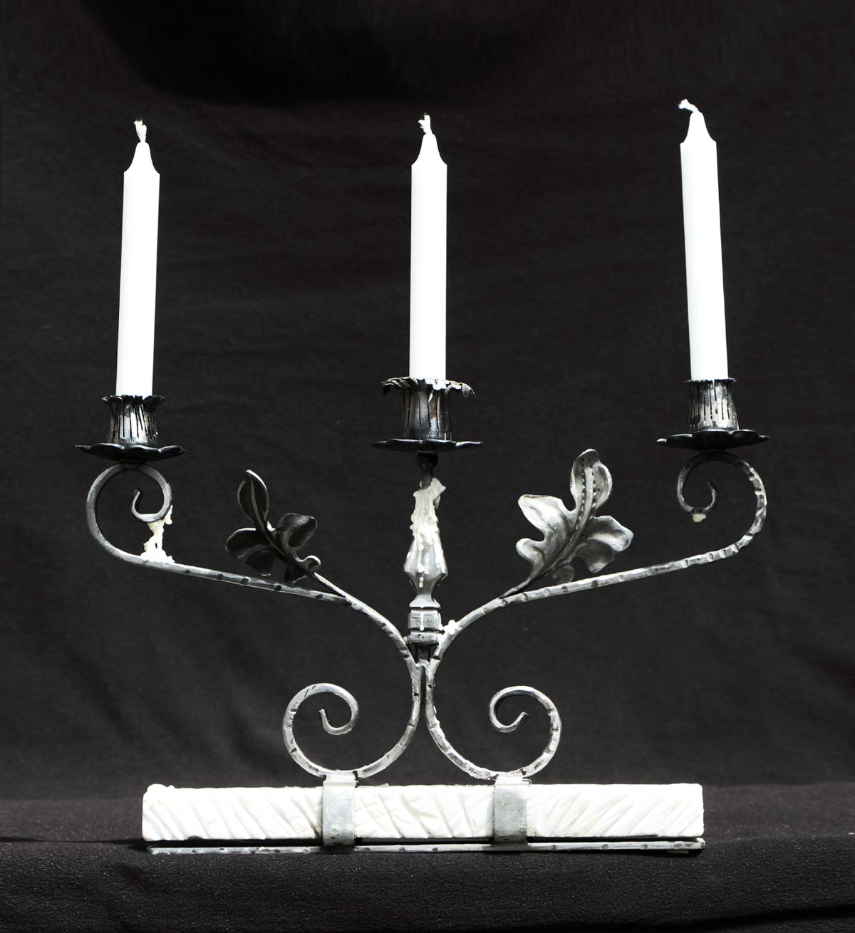 candelabro in ferro battuto